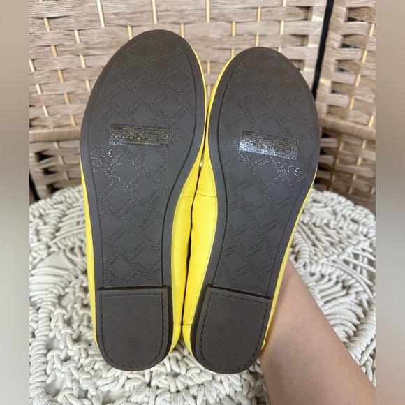 Vionic Women’s Yellow Spark Whisper Ballet Flat - Size 8 - Picture 9 of 11